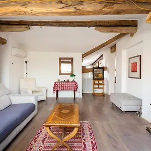 https://wonderful-attic-in-the-historic-center-of-bologna.emilia-romagnahotels.net